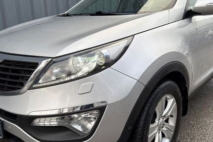 Kia Sportage 180.004 km 7.490 &euro; Bergisch Gladbach 51467