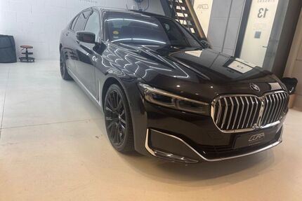 BMW 730