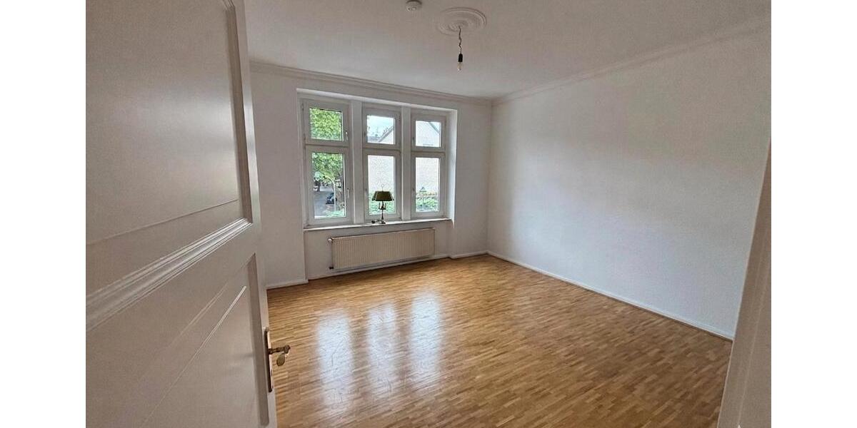 Mehrfamilienhaus, Wohnhaus Düsseldorf Stadtbezirk 9 - 6 Zimmer, 214 m&sup2;, 799.000&euro; | Angebot:26409482