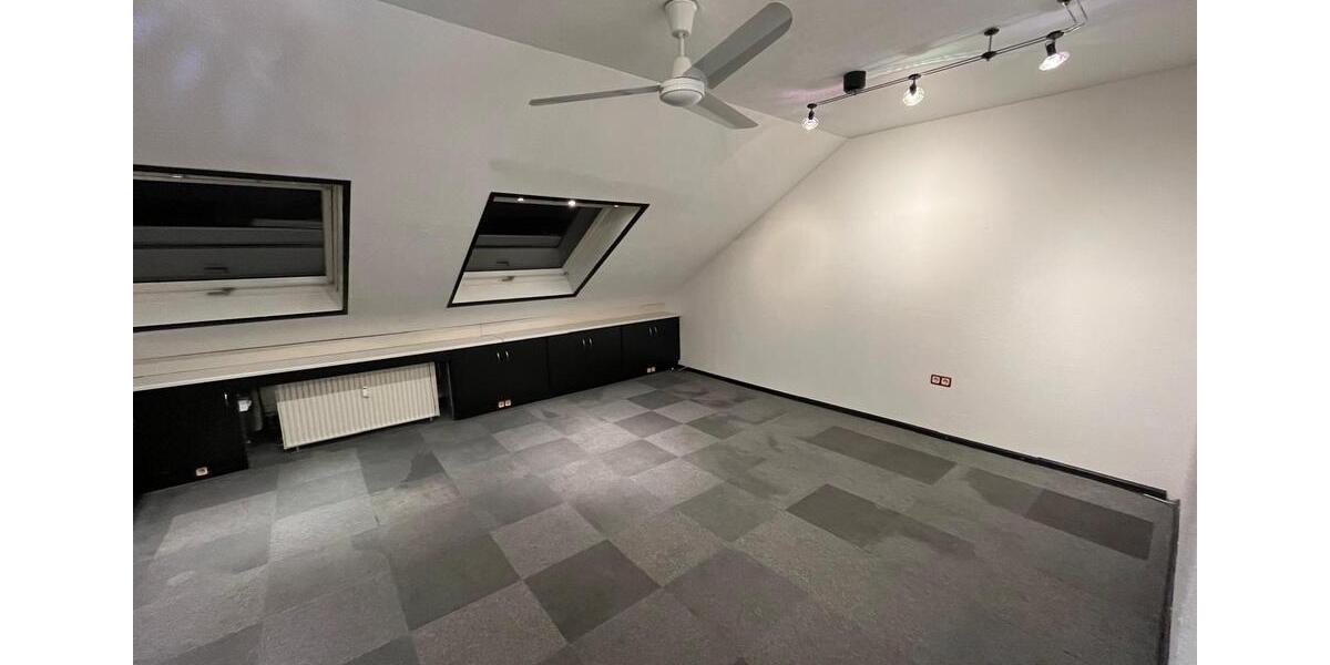 Wohnung 2 Zimmer in Sindorf ca. 65 qm Dachgeschoss zimmer