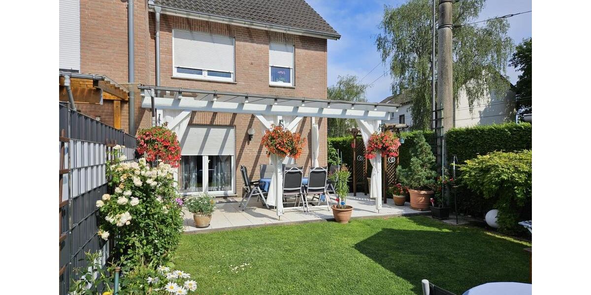 Reihenhaus Solingen Mitte - 5 Zimmer, 126 m&sup2;, 448.000&euro; | Angebot:24742651