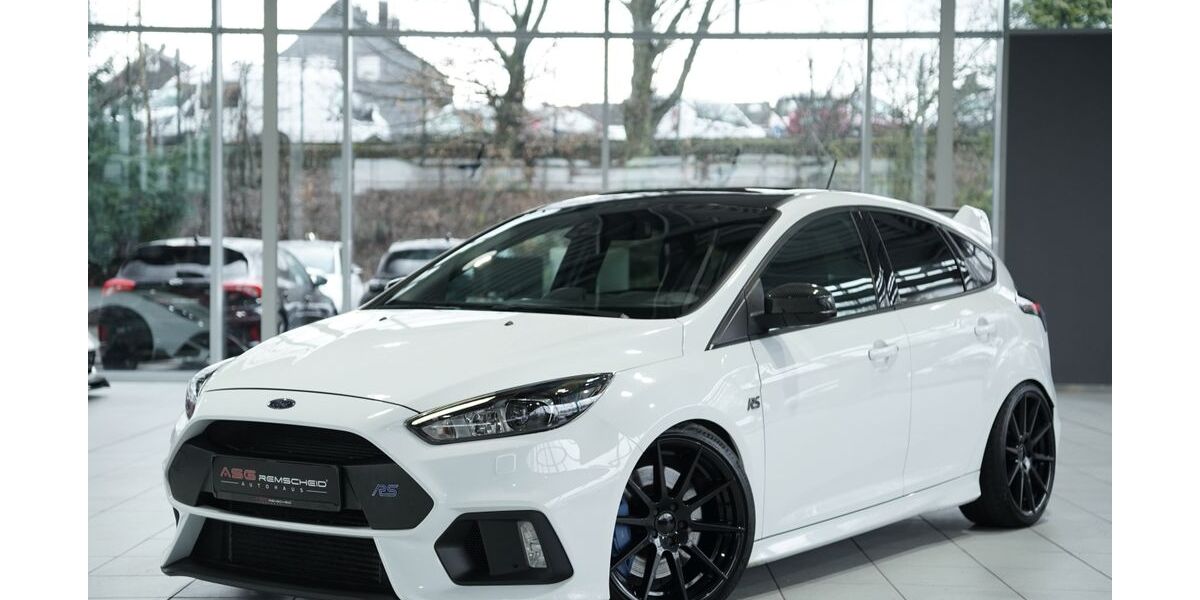 Ford Focus 69.500 km 32.800 &euro; Remscheid/NRW 42855