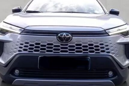 Toyota Corolla Cross 1.800 km 41.000 &euro; Leverkusen 51371