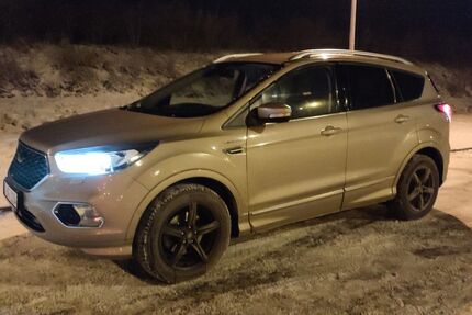 Ford Kuga 74.000 km 16.700 &euro; Düsseldorf 40627