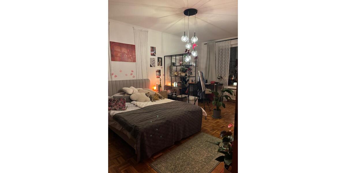 Etagenwohnung Düsseldorf Stadtbezirk 2 - 2 Zimmer, 34 m&sup2;, 700&euro; | Angebot:25307107