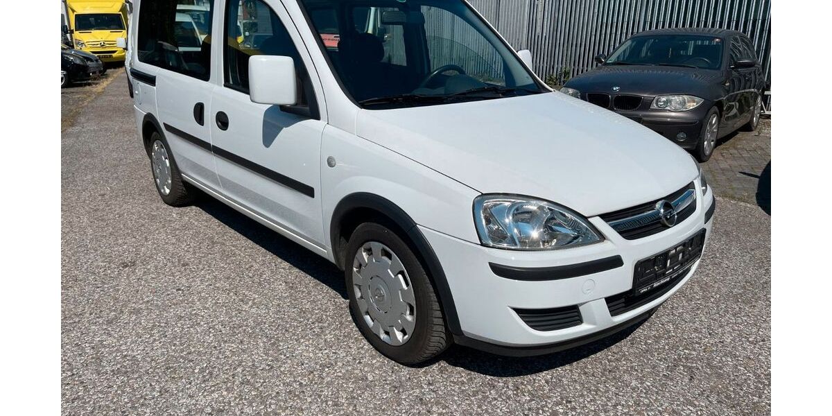 Opel Combo 33.806 km 3.000 &euro; Düsseldorf 40233