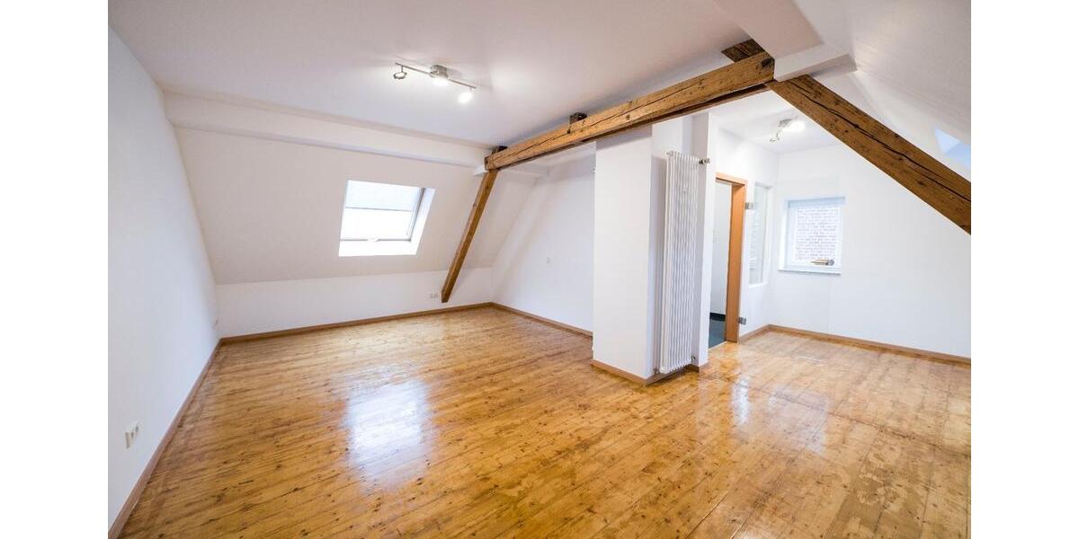Großzügige 2-Zimmer-Maisonette (77 m²) mit Dachterrasse frisch zimmer