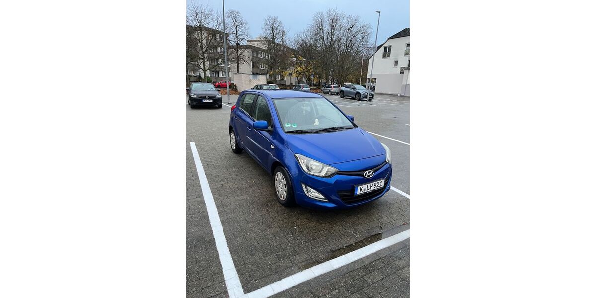 Hyundai i20 144.400 km 4.490 &euro; Köln 50869