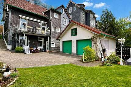 Haus Remscheid Reinshagen - 8 Zimmer, 274 m&sup2;, 399.000&euro; | Angebot:26366800