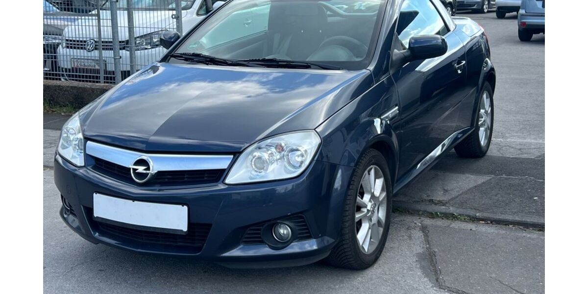 Opel Tigra 92.000 km 3.250 &euro; Hilden 40721