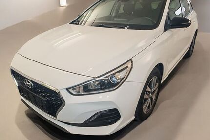 Hyundai i30 117.884 km 13.990 € Troisdorf-Spich 53842