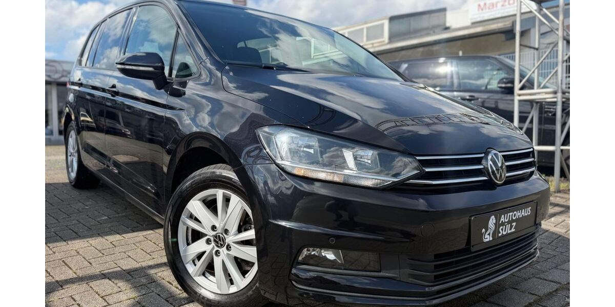 VW Touran 38.190 km 23.799 &euro; Lohmar 53797