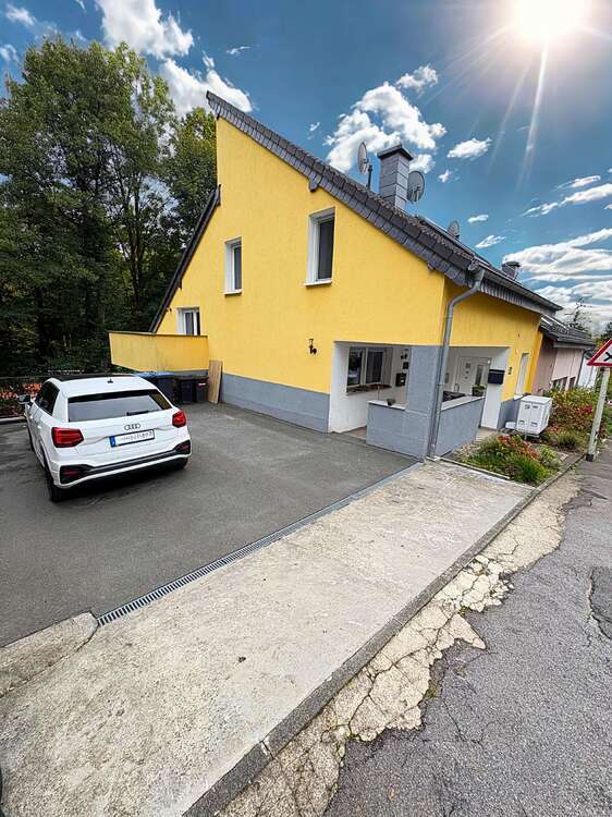Haus zum Kaufen in Solingen 378.000 € 116.69 m² 3 zimmer