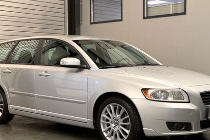 Volvo V50 81.000 km 7.950 &euro; Erftstadt 50374