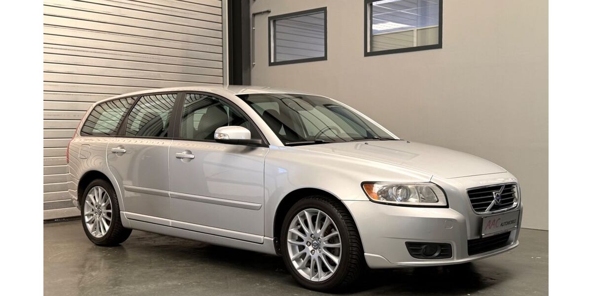 Volvo V50 81.000 km 7.950 &euro; Erftstadt 50374