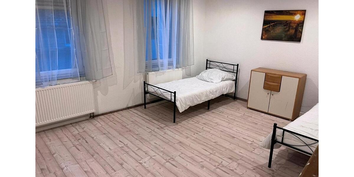 Monteure Zimmer wg zimmer 5 zimmer