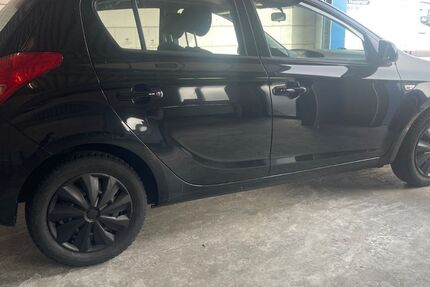 Hyundai i20 170.000 km 1.490 &euro; Köln 50999