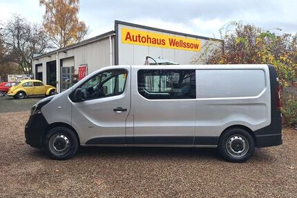 Opel Vivaro 210.000 km 11.690 &euro; Köln Porz 51147