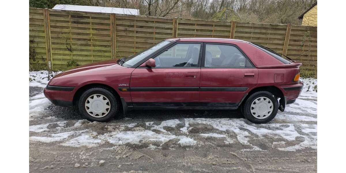 Mazda 323 119.000 km 3.000 &euro; Frechen 50226