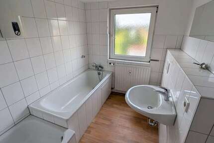 Wohnung Rösrath Unterlüghausen - 4 Zimmer, 81 m&sup2;, 845&euro; | Angebot:27310223