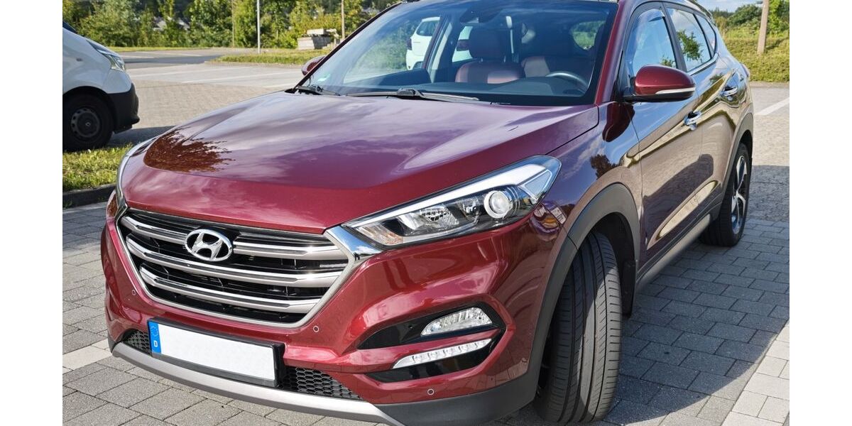 Hyundai TUCSON 106.000 km 12.900 &euro; Overath 51491
