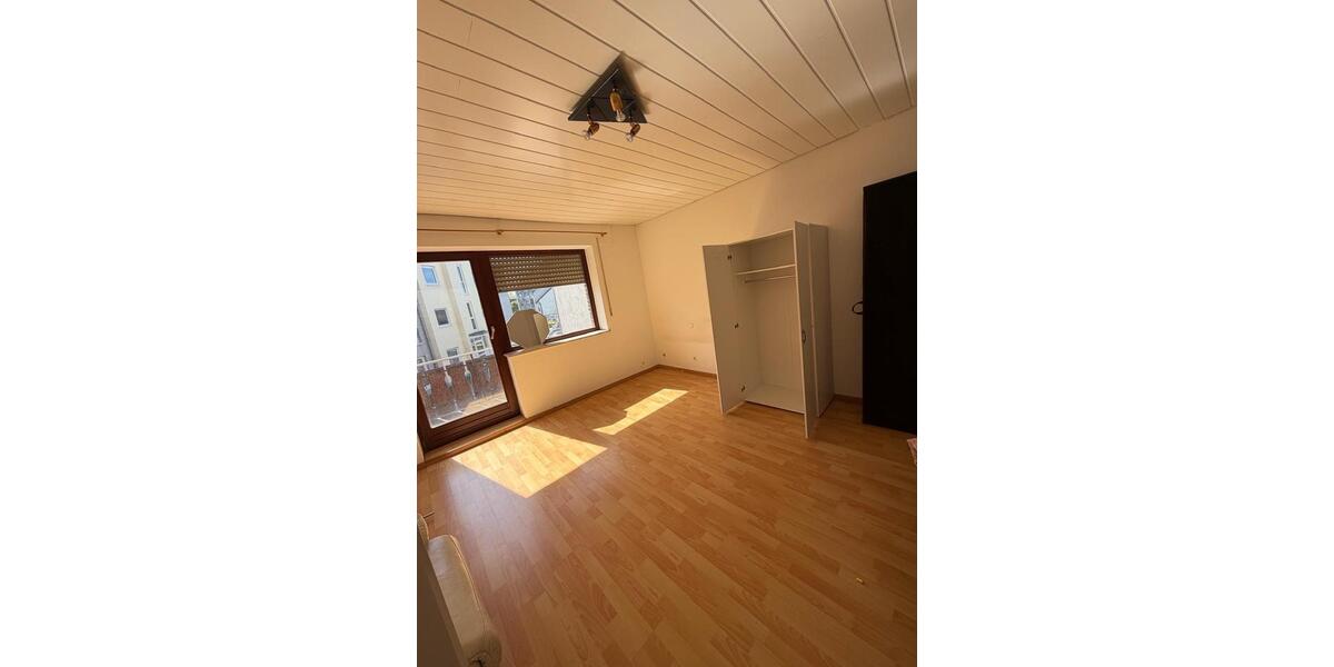 Etagenwohnung Pulheim - 4 Zimmer, 103 m&sup2;, 359.000&euro; | Angebot:27191024