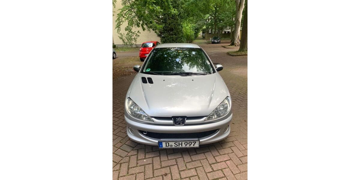 Peugeot 206 134.700 km 1.950 &euro; Erkrath 40699