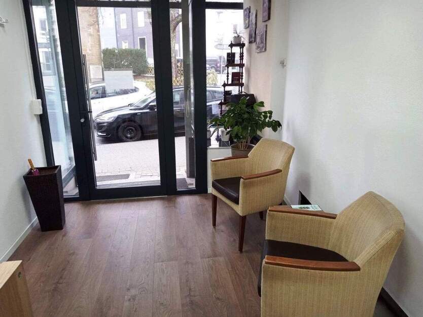 Gepflegte Arbeitsplätze und Büros in Jugendstil-Altbau mieten - All-in-Miete zimmer