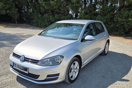 VW Golf 131.000 km 7.399 &euro; Lindlar 51789