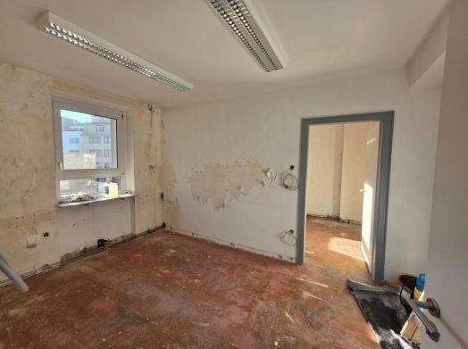 Gewerbeobjekt Düsseldorf Stadtmitte - 1 Zimmer, 230 m&sup2;, 3.105&euro; | Angebot:25278839