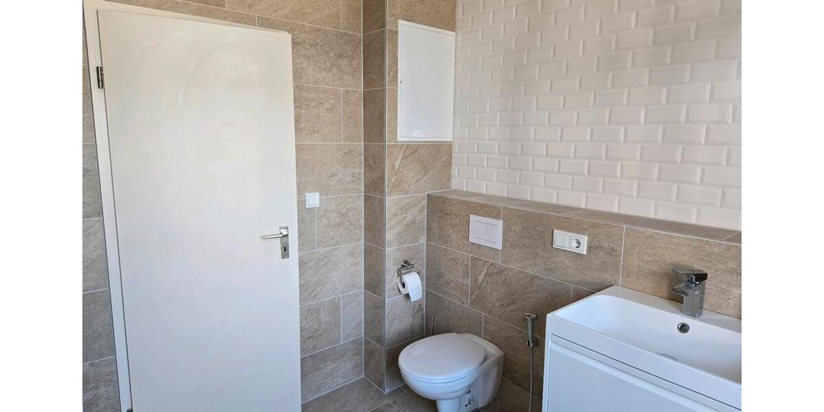 Helle Wohnung mit Terrasse in ruhiger Lage in Dellbrück 3 zimmer