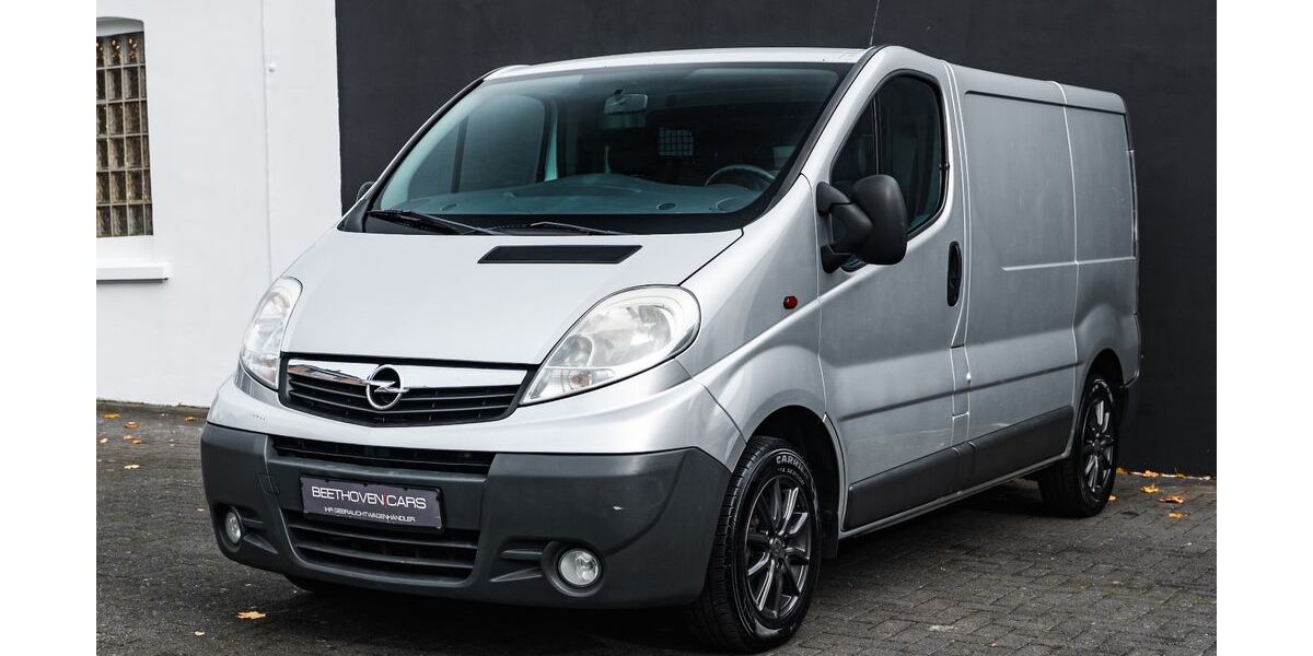 Opel Vivaro 288.000 km 6.500 &euro; Solingen 42655
