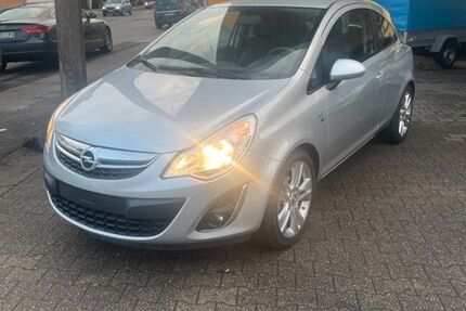 Opel Corsa 93.693 km 4.480 &euro; Solingen 42655