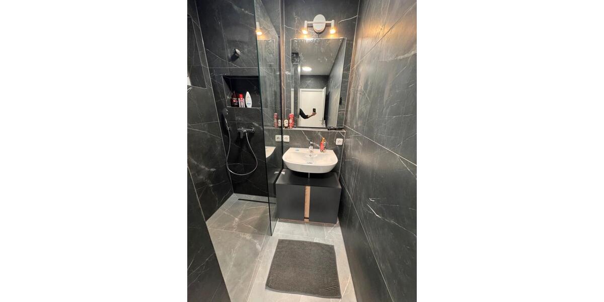 Möblierte und Kernsanierte 1 Zimmer Appartment in Köln-Riehl 1 zimmer