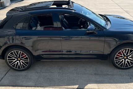 Porsche Macan 100.000 km 58.600 &euro; Düsseldorf 40219