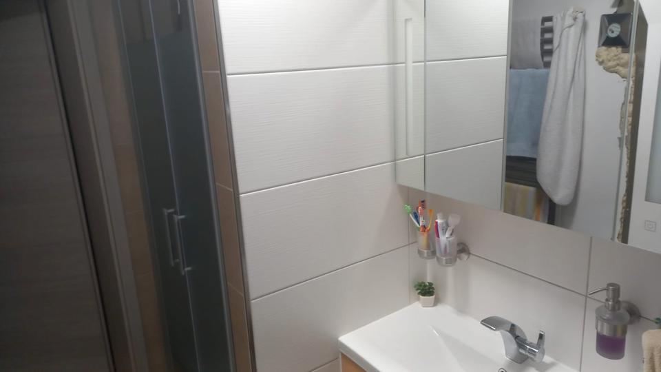 Etagenwohnung Remscheid - 4 Zimmer, 64 m&sup2;, 165.000&euro; | Angebot:27075728