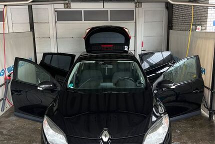 Renault Megane 136.000 km 3.599 &euro; Düsseldorf 40229