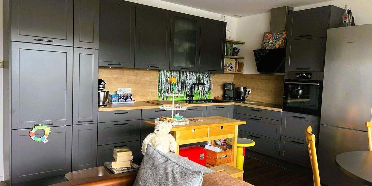 Attraktive Eigentumswohnung mit Aussicht - im Zentrum von Bergisch Gladbach 3 zimmer