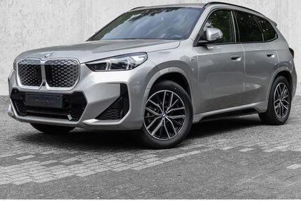 BMW iX1 1.840 km 47.980 € Köln Süd 50968