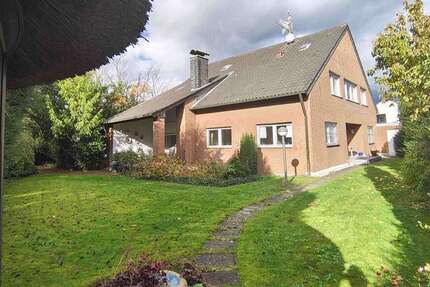 Haus zum Kaufen in Köln 1.390.000 € 295.54 m² 9 zimmer