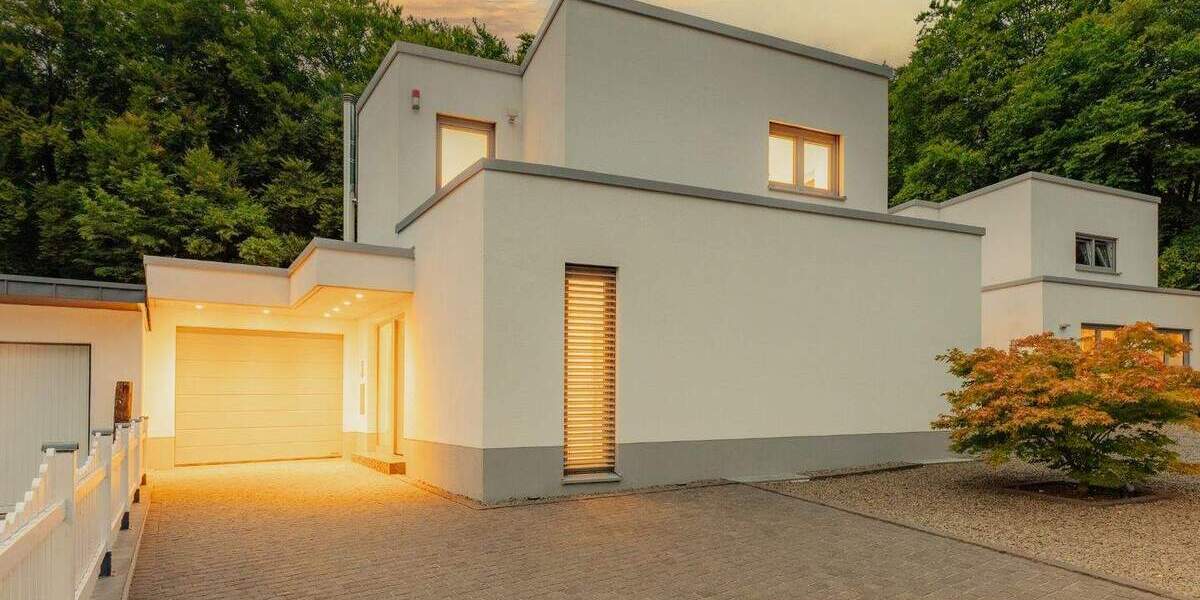 Architektonisches Juwel mit Spa und Smart-Home-Komfort - stilvolles Familienleben in BGL-Nußbaum 6 zimmer