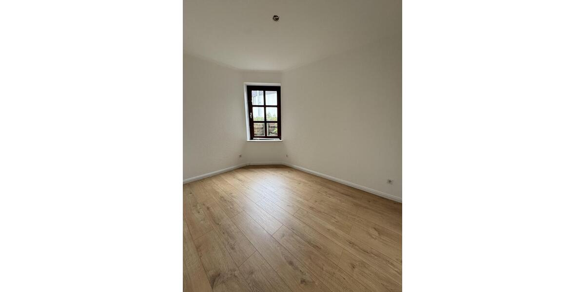 Erdgeschoßwohnung Bergisch Gladbach Paffrath - 3 Zimmer, 109 m&sup2;, 1.450&euro; | Angebot:25271153