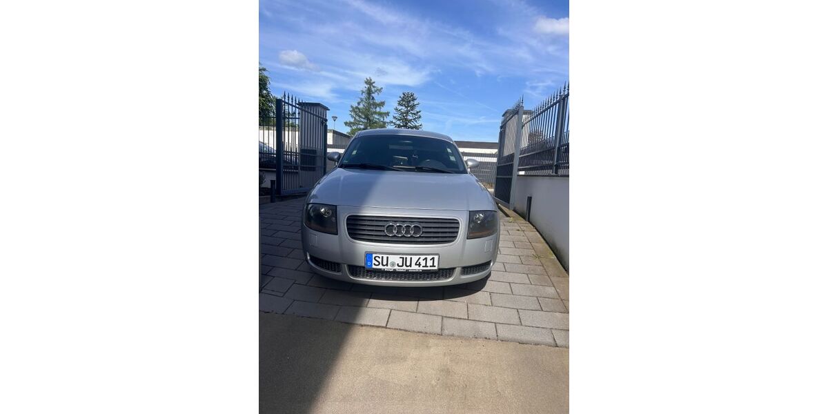Audi TT 150.000 km 9.499 &euro; Troisdorf 53840