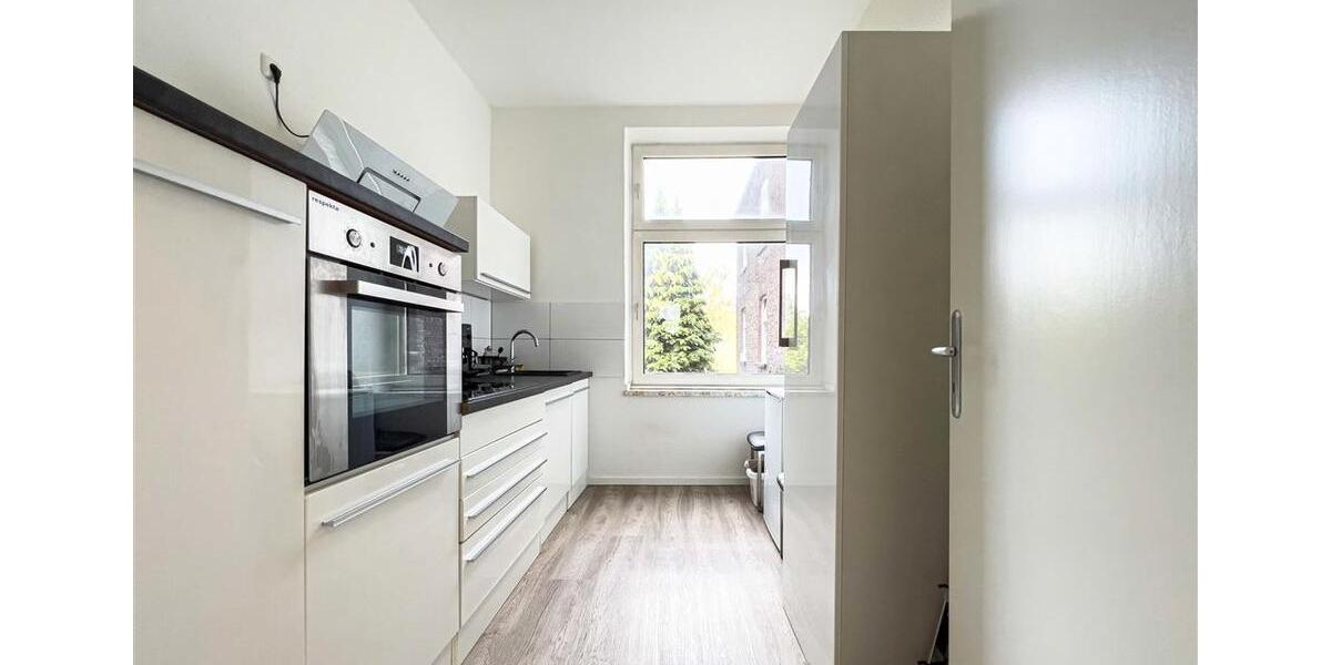 Etagenwohnung Düsseldorf Flingern Süd - 3 Zimmer, 83 m&sup2;, 1.450&euro; | Angebot:25438687