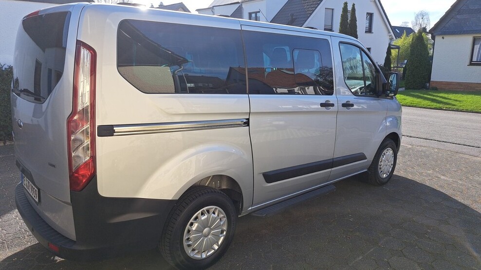 Ford Tourneo 132.700 km 18.900 € Hilden 40721
