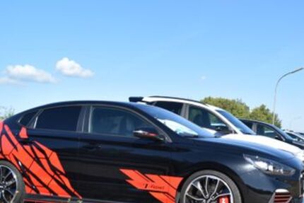 Hyundai i30 63.000 km 22.999 € Köln 51103