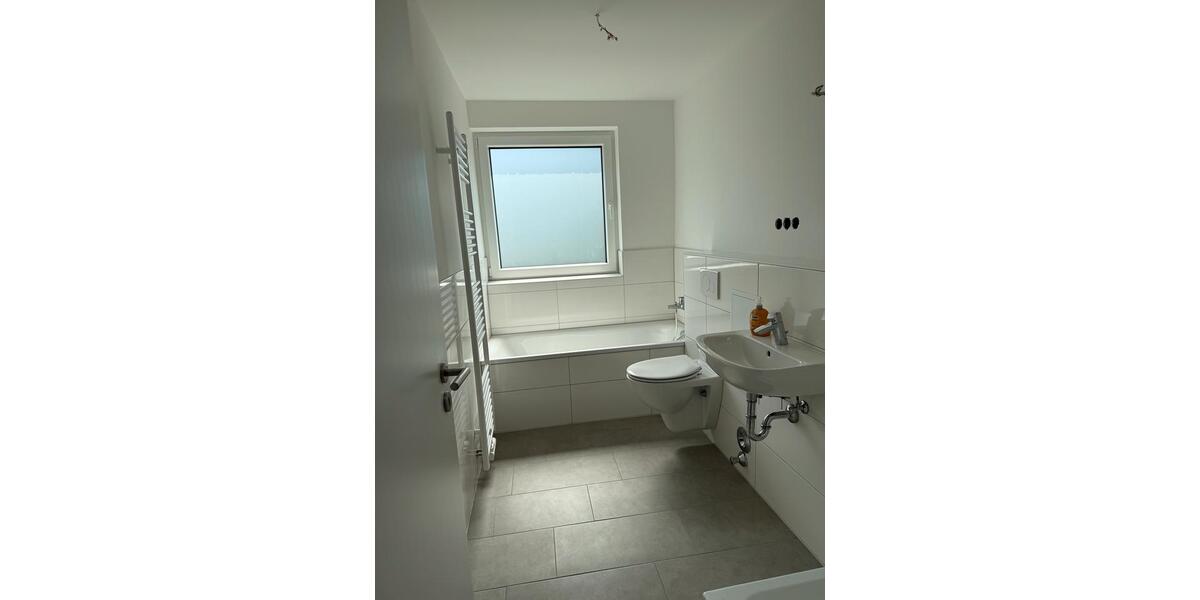 Dachgeschoßwohnung Neuss Holzheim - 3 Zimmer, 74 m&sup2;, 950&euro; | Angebot:26301695