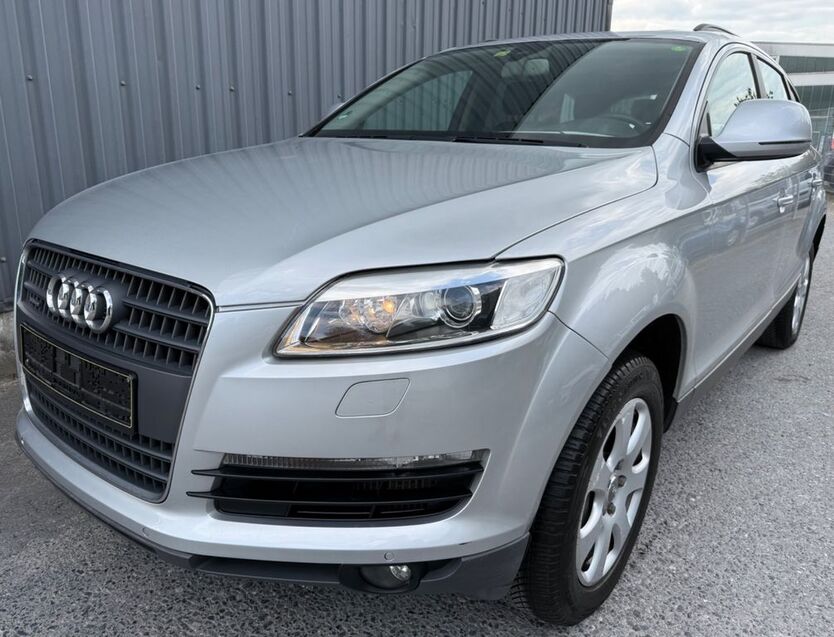 Audi Q7 328.654 km 7.490 € Bergisch Gladbach 51467
