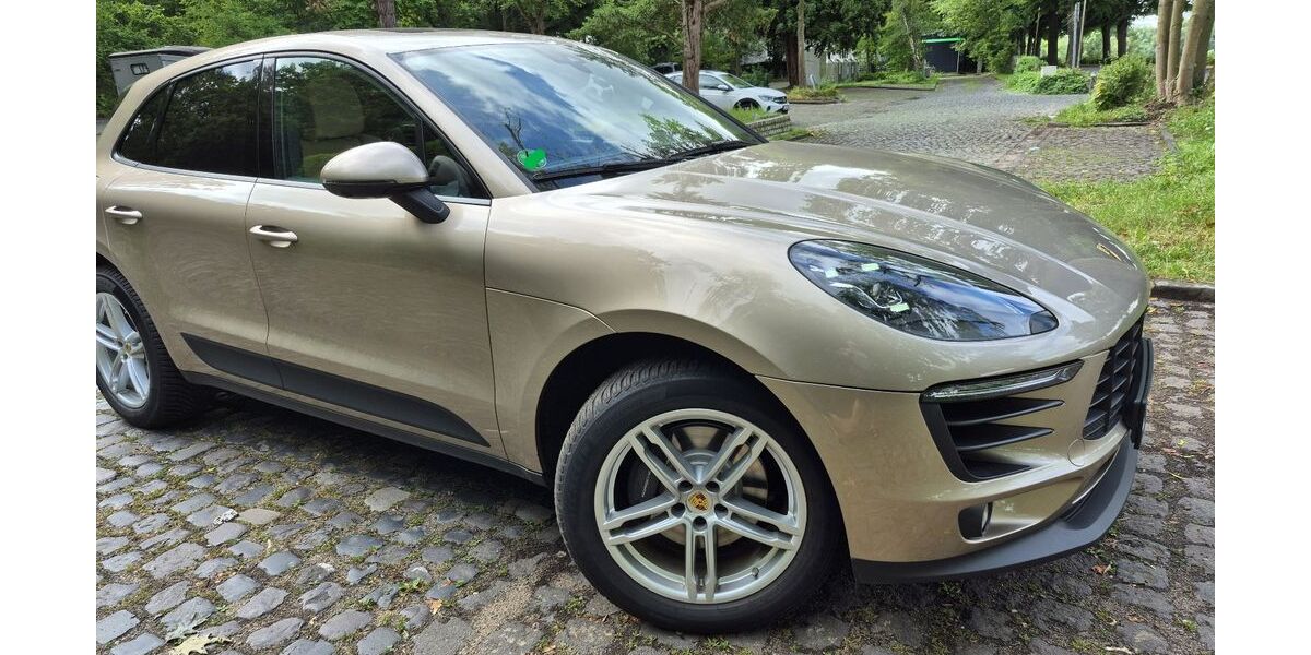 Porsche Macan 104.143 km 33.750 &euro; Köln 50939