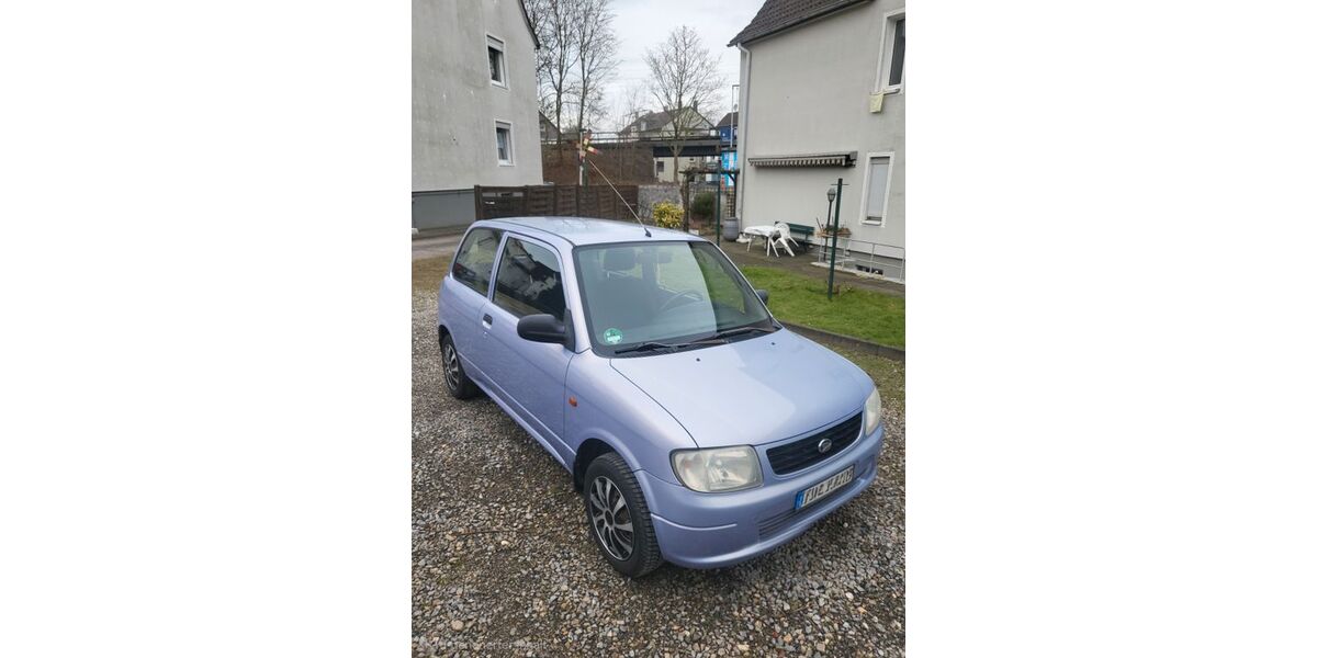 Daihatsu Cuore 93.000 km 850 &euro; Solingen 42697